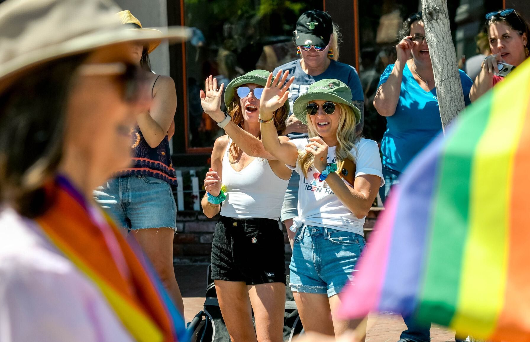 062522 SYV Pride Parade 05.JPG